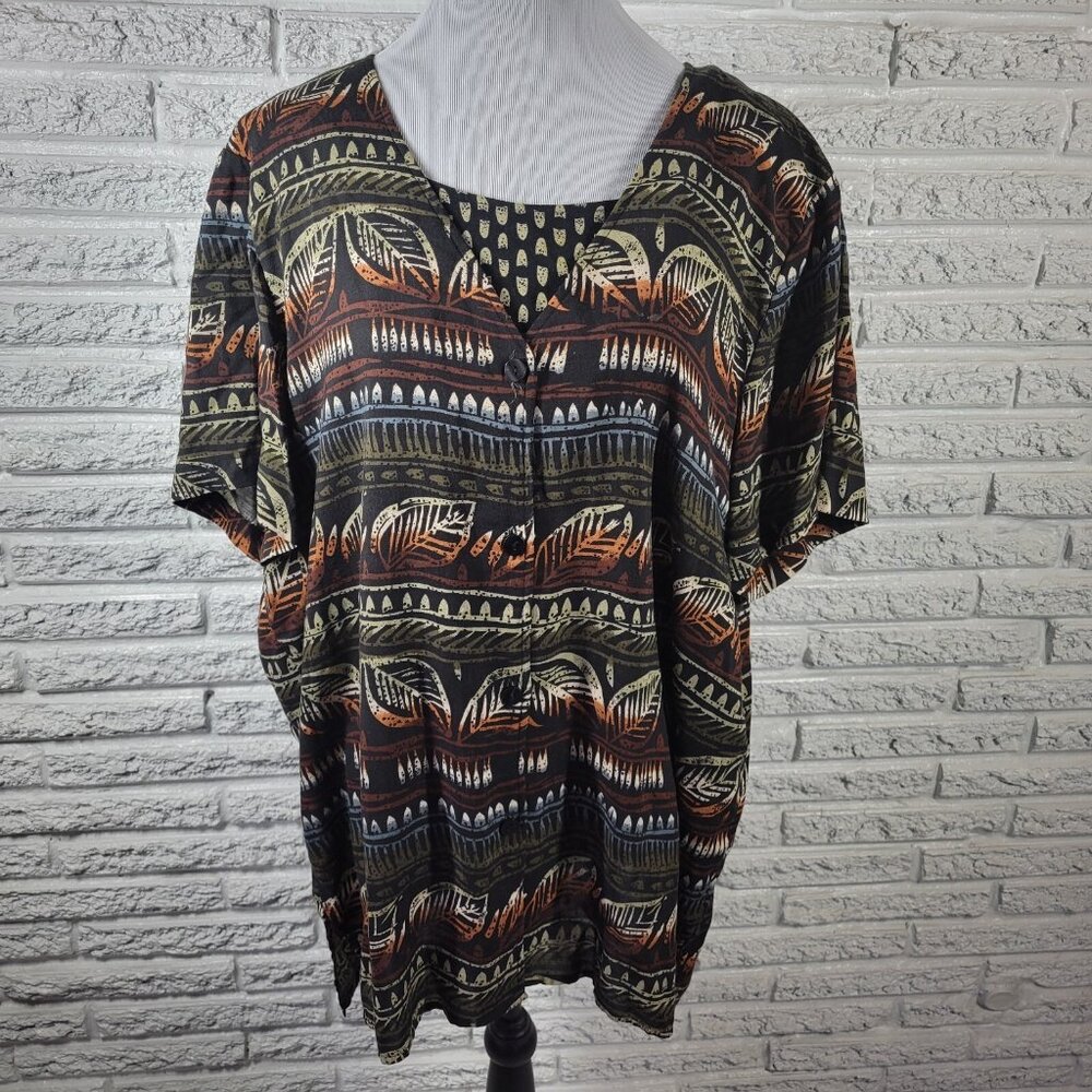 Sag Harbor Women's 2X Plus Black Geometric Button Up Top Short Sleeve GEO214XE